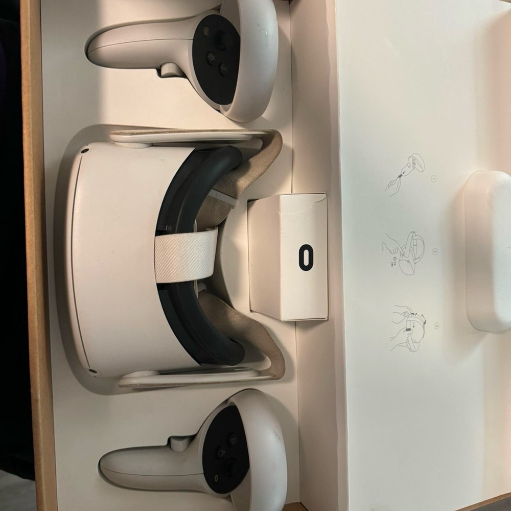 Oculus - Picture 2 of 3